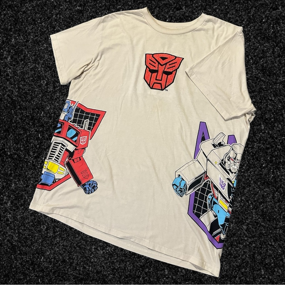 TRANSFORMERS Embroidered Autobots & Decepticons Side Printed Mens Graphic Tee